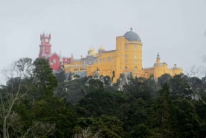 Lisbon: Full-Day Sintra and Cascais Tour