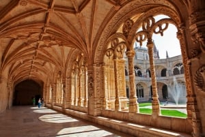 Lisbon: Full-Day Small Group City Sightseeing Tour