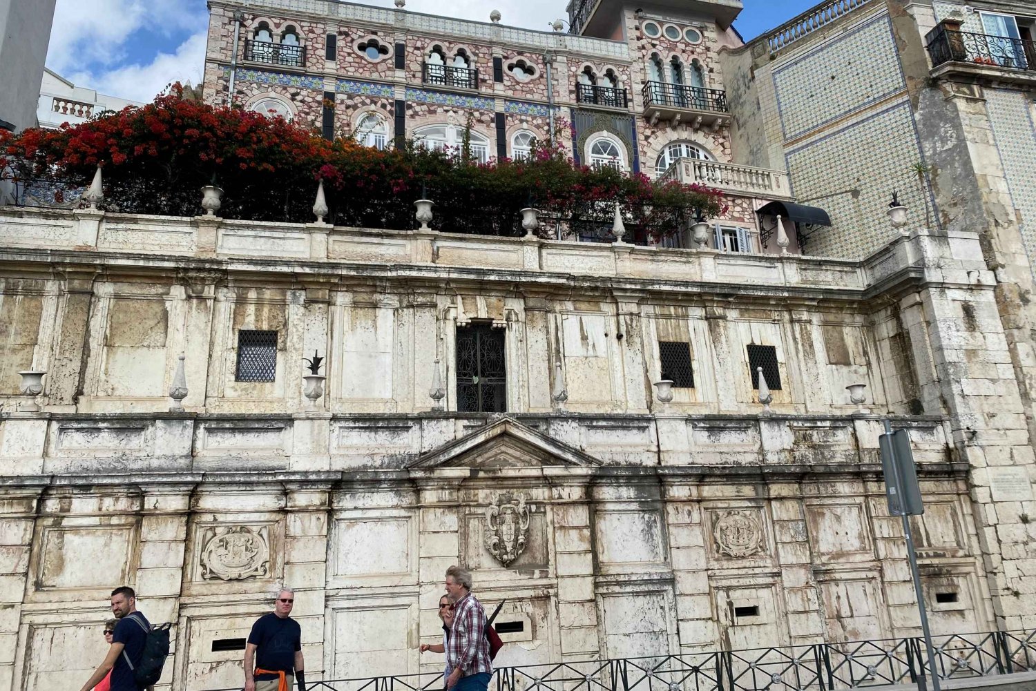 Lissabon: Kävelykierros: Menneisyyden aaveet Haunted History Walking Tour (Kävelykierros kummitushistoriaan)