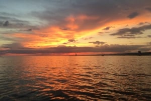 Lissabon: Sightseeing & Segelboot bei Sonnenuntergang mit einem ortskundigen Guide