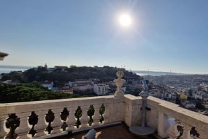 Lisbon: Graça Church Entry Ticket with Drink on the Terrace