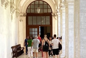 Lisbon: Graça Church Entry Ticket with Drink on the Terrace