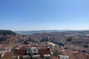 Lissabon: Geführte Eco Tuk Tuk Sightseeingtour