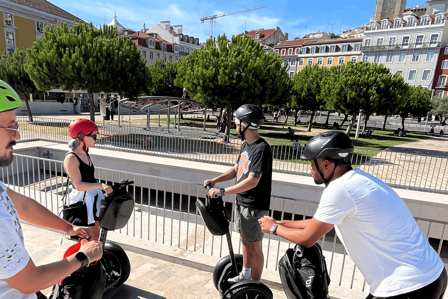 Lisbona: Tour guidato in segway lungo il fiume
