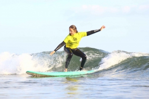 Lisbon: Guided Surfing Tour & Lessons