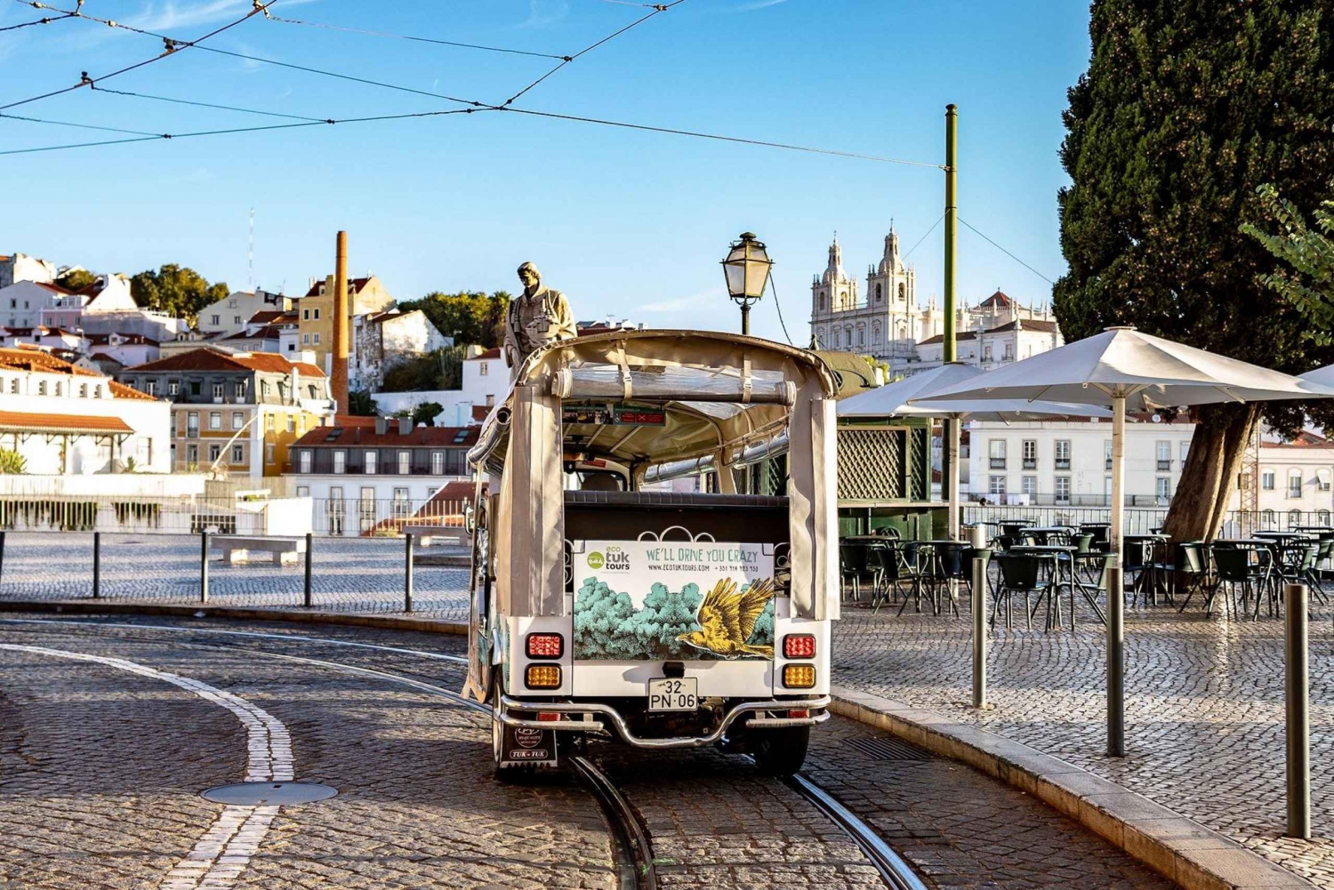 Lisbon: Guided Tuk-Tuk Tour Along the Historic Tram Line 28