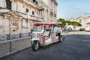 Lisbon: Guided Tuk-Tuk Tour with Hotel Pickup