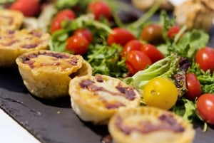 LISBON DAILY TOUR in a Vintage Jeep with FOOD&DRINK Tastings