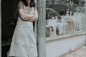 Lisbon: Hand-Building Ceramic & Wine Workshop