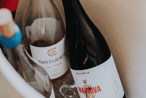 Lisbon: Hand-Building Ceramic & Wine Workshop