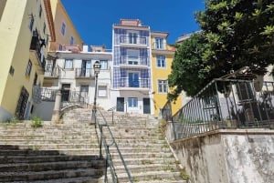 Lisbon: Hidden Gems Walking Tour with Coffee & Pastries