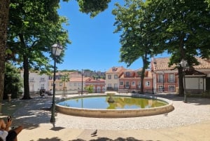 Lisbon: Hidden Gems Walking Tour with Coffee & Pastries