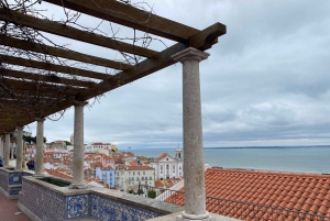 Lisbon Highlights Tuk Tuk Tour – Historic & Scenic Guide