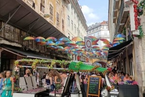 Lisbon: Old Town Tuk-Tuk Tour.