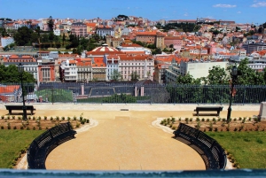 Lisbon in French, the French-speaking tuktuk.