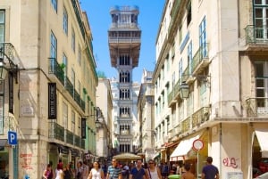 Lisbon in Style: Discover the City Aboard a Vintage TukTuk!