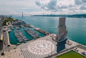Lisbon in Style: Discover the City Aboard a Vintage TukTuk!