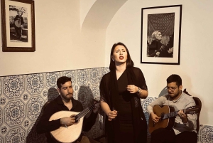 Lisboa: Espetáculo íntimo de fado no bairro histórico do fado