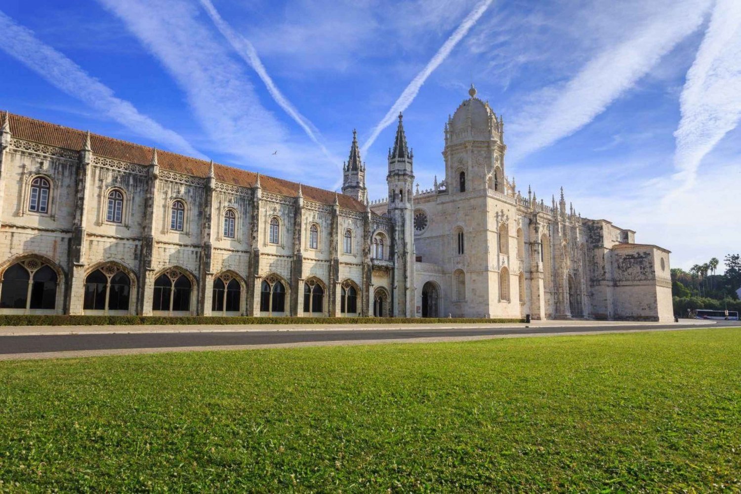 Lisbon: Jerónimos Monastery Entry Ticket and Audioguide