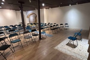 Lissabon: Live-fadoesitys historiallisessa Alfamassa portviinin kera