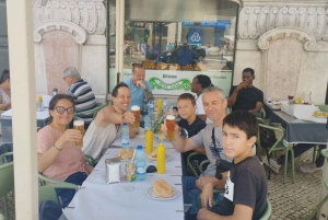 Lissabon: Kävelykierros: Paikalliset markkinat, ruoka ja kulttuuri