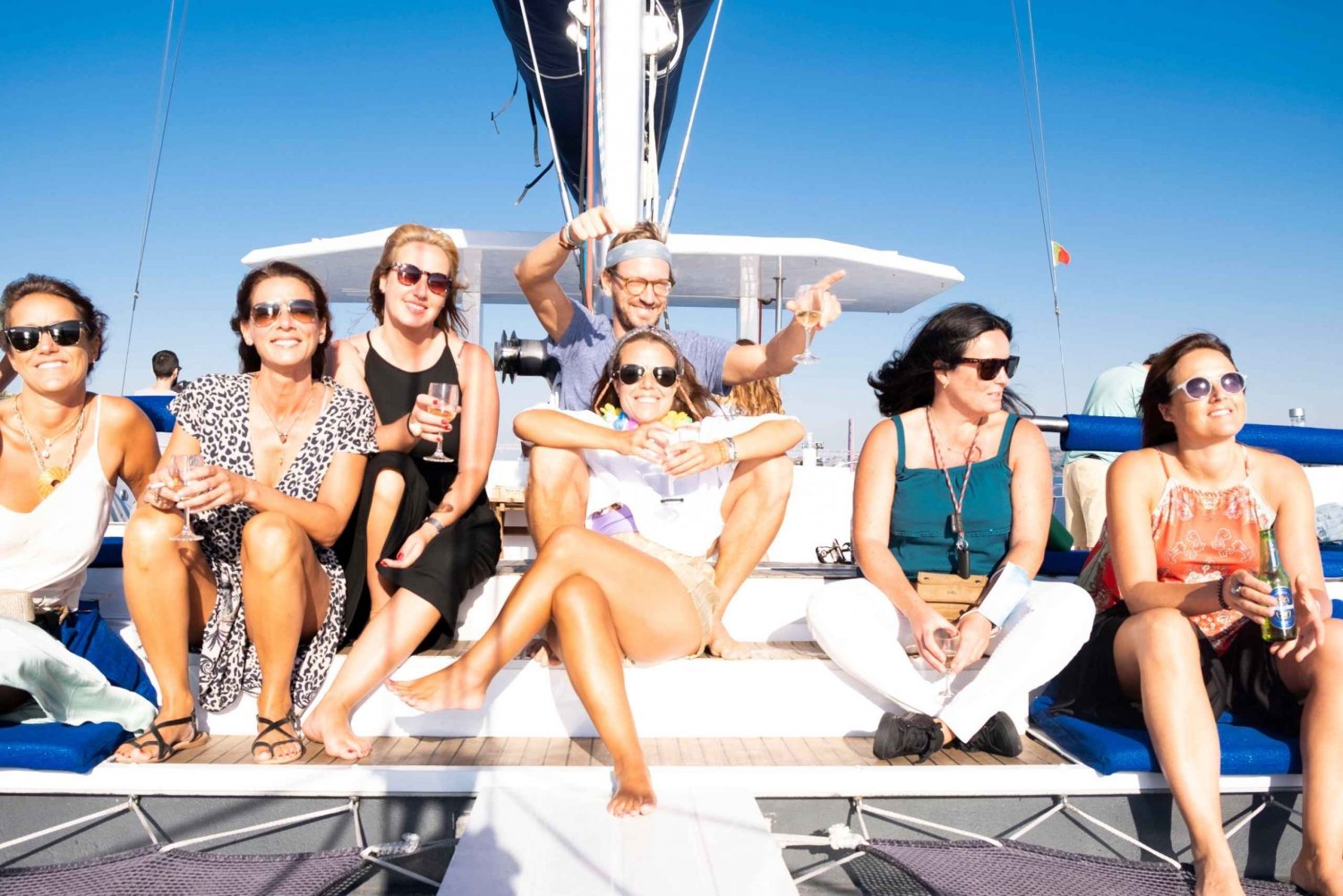 Lisbon: Luxury Private Sailing Boat Cruise on River Tagus