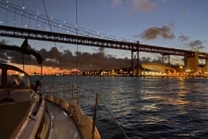 Lisbon: Luxury Sailboat Cruise at Night