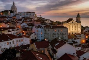 Lisboa: Mistérios e Lendas da Cidade Tour guiado na cidade