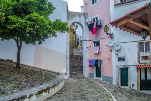Lisboa: Mistérios e Lendas da Cidade Tour guiado na cidade