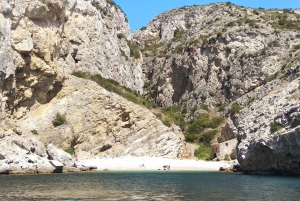 Arrábida - Sesimbra: Boat Tour Mysteries of Cape Espichel