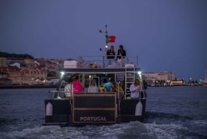 Crucero de Nochevieja en Lisboa: amor, barra libre y fuegos artificiales
