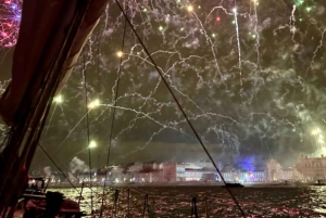 Lisbon: New Year’s Eve Firework Sailing Tour with Champagne