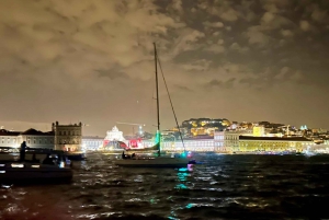 Lisbon: New Year’s Eve Firework Sailing Tour with Champagne