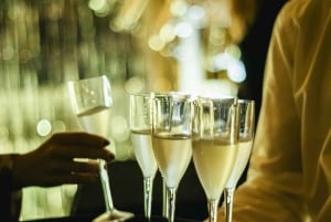 Lisboa: Nyttårsaften om bord med drinker, musikk og fyrverkeri