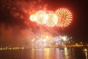 Lisbon: New Year's Eve Tagus River Cruise with Open Bar