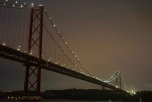 Lisbon: New Year's party on sailboat tour 2025 to 2026