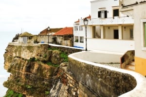 Tour privato di un giorno alla medievale Óbidos e al villaggio di Nazaré