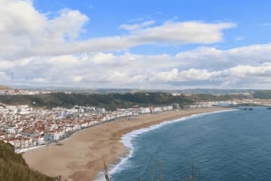 Tour privato di un giorno alla medievale Óbidos e al villaggio di Nazaré