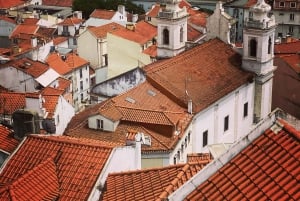 Lisbon: Old Town and Chiado Vintage Car Tour