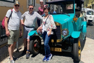 Lisbon: Old Town and Chiado Vintage Car Tour