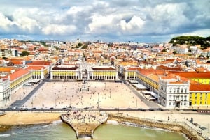 Lisbon: Old Town Private TukTuk Tour