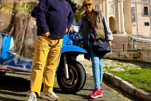 Lisbona: Tour del centro storico in tuk tuk