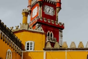 Lisbon:Panoramic Bus Sintra, Pena, Regaleira, Cap Roca Tour