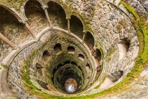 Magische Tagestour: Pena Palace, Sintra, CaboDa Roca & Cascais