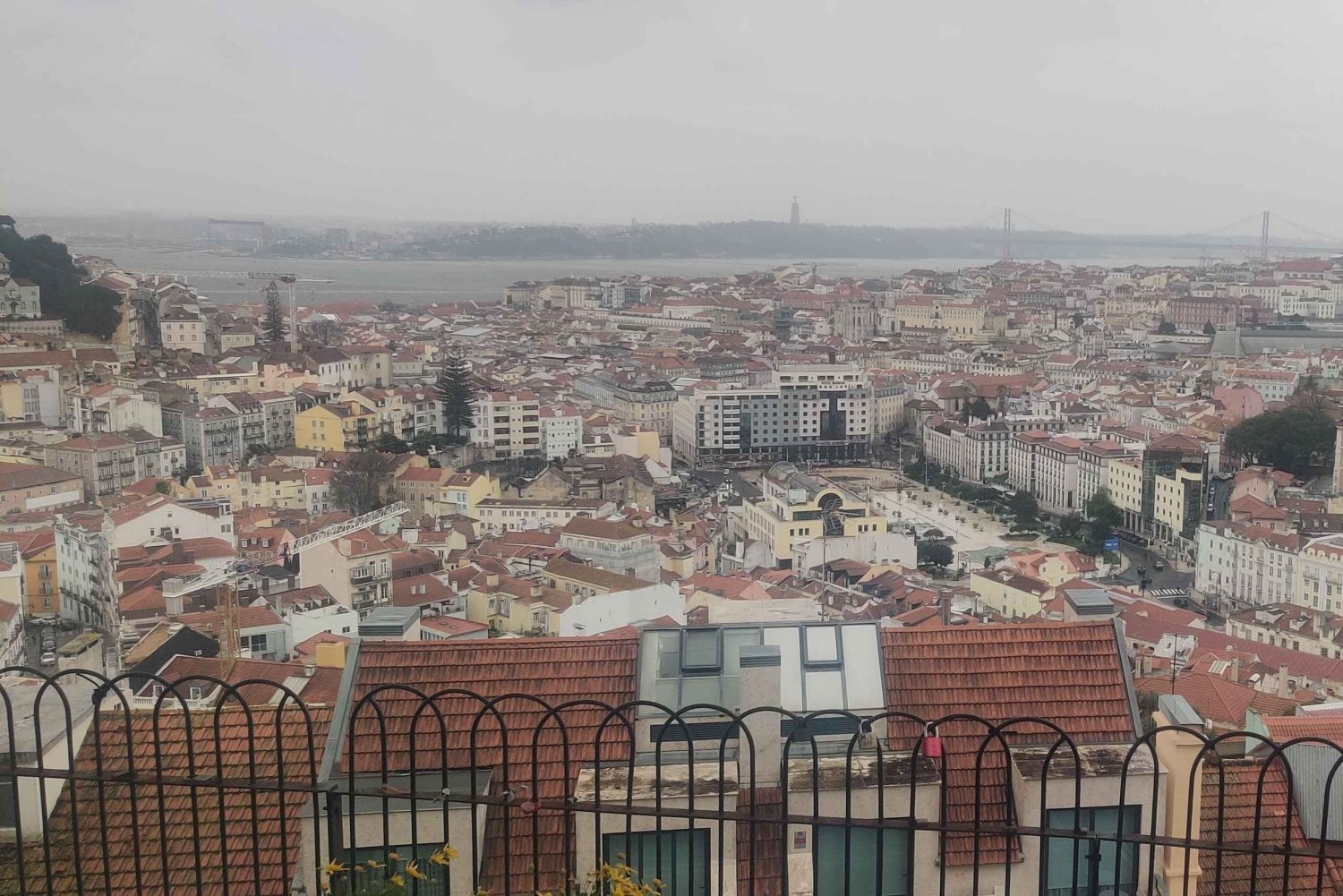 Lisbonne : visite privée et personnalisée de la ville en tuk-tuk