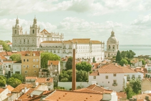 Alfama Photo Walk: Lisbon Photography Tour with a Local