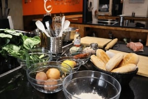 Lisbon: Portuguese street food cooking class with Drinks