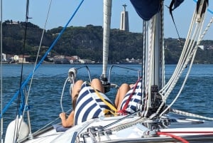 Lisbon: Private Boutique Boat Tour – Sail in Style