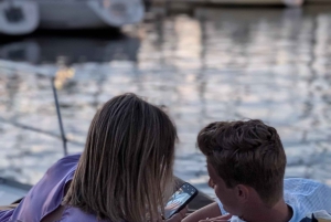 Lisbon: Private Boutique Boat Tour – Sail in Style