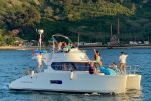 Lisbon: Private Luxury Catamaran Tour with Welcome Drink